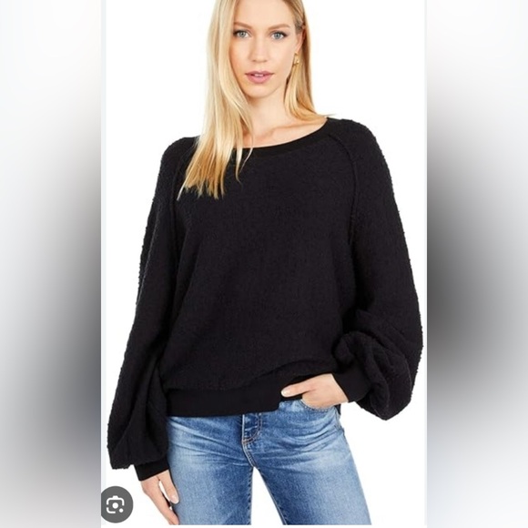 Free People Tops - Free People Found my Friend Pullover